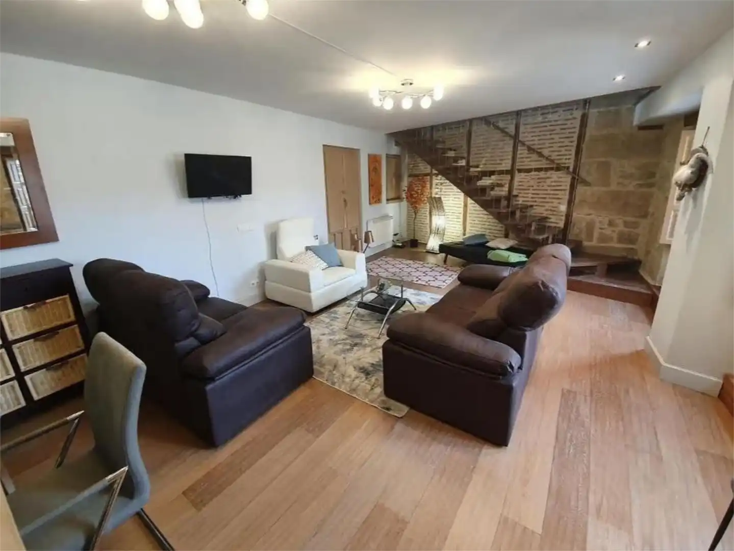 Sala de estar de Apartamento de alquiler en Aldeaseca de la Frontera con Aire acondicionado, Calefacción y Amueblado
