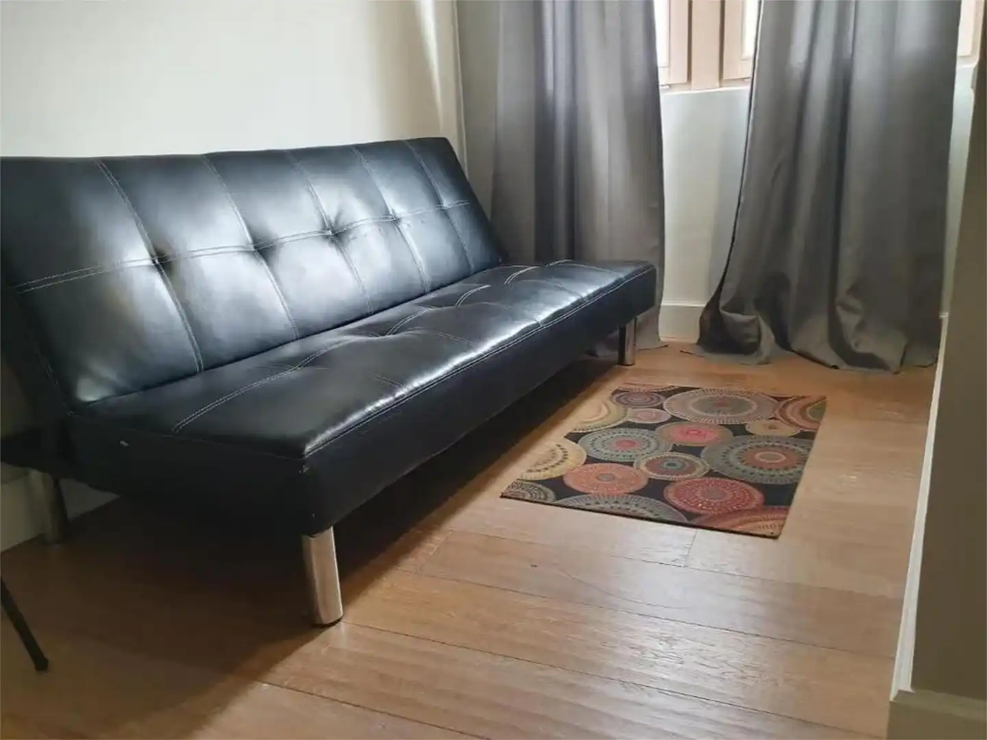 Sala de estar de Apartamento de alquiler en Aldeaseca de la Frontera con Aire acondicionado, Calefacción y Amueblado