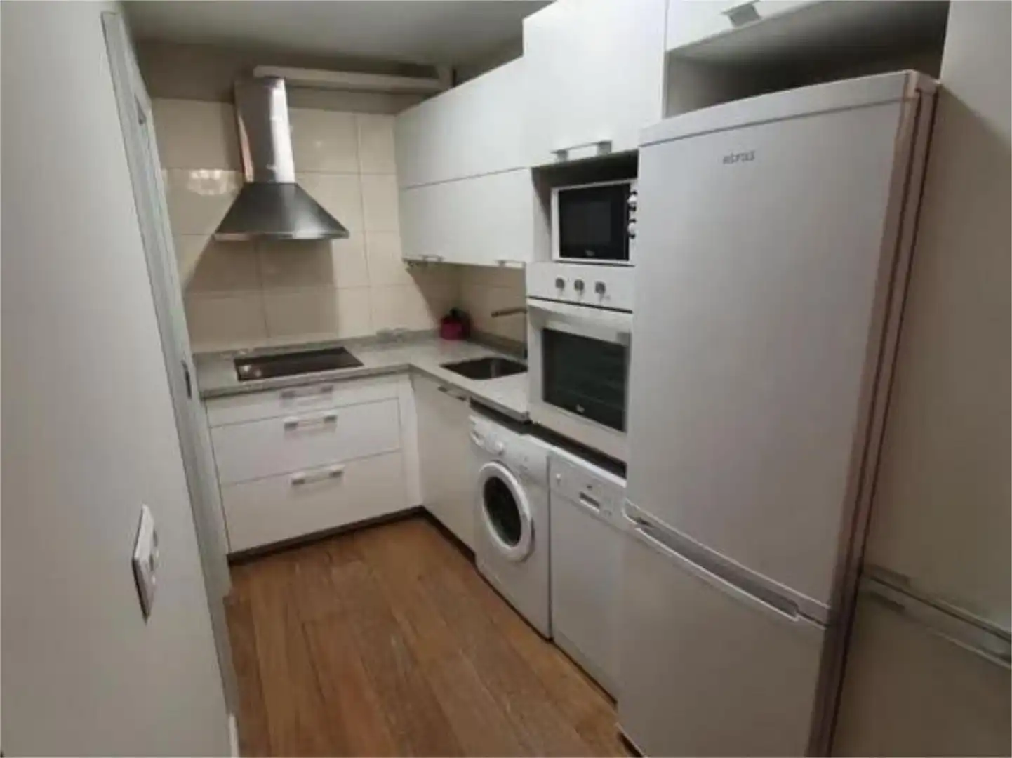Cocina de Apartamento de alquiler en Aldeaseca de la Frontera con Aire acondicionado, Calefacción y Amueblado