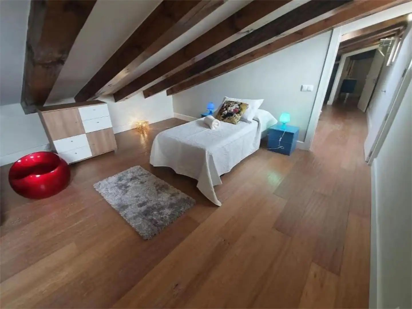 Habitación de Apartamento de alquiler en Aldeaseca de la Frontera con Aire acondicionado, Calefacción y Amueblado