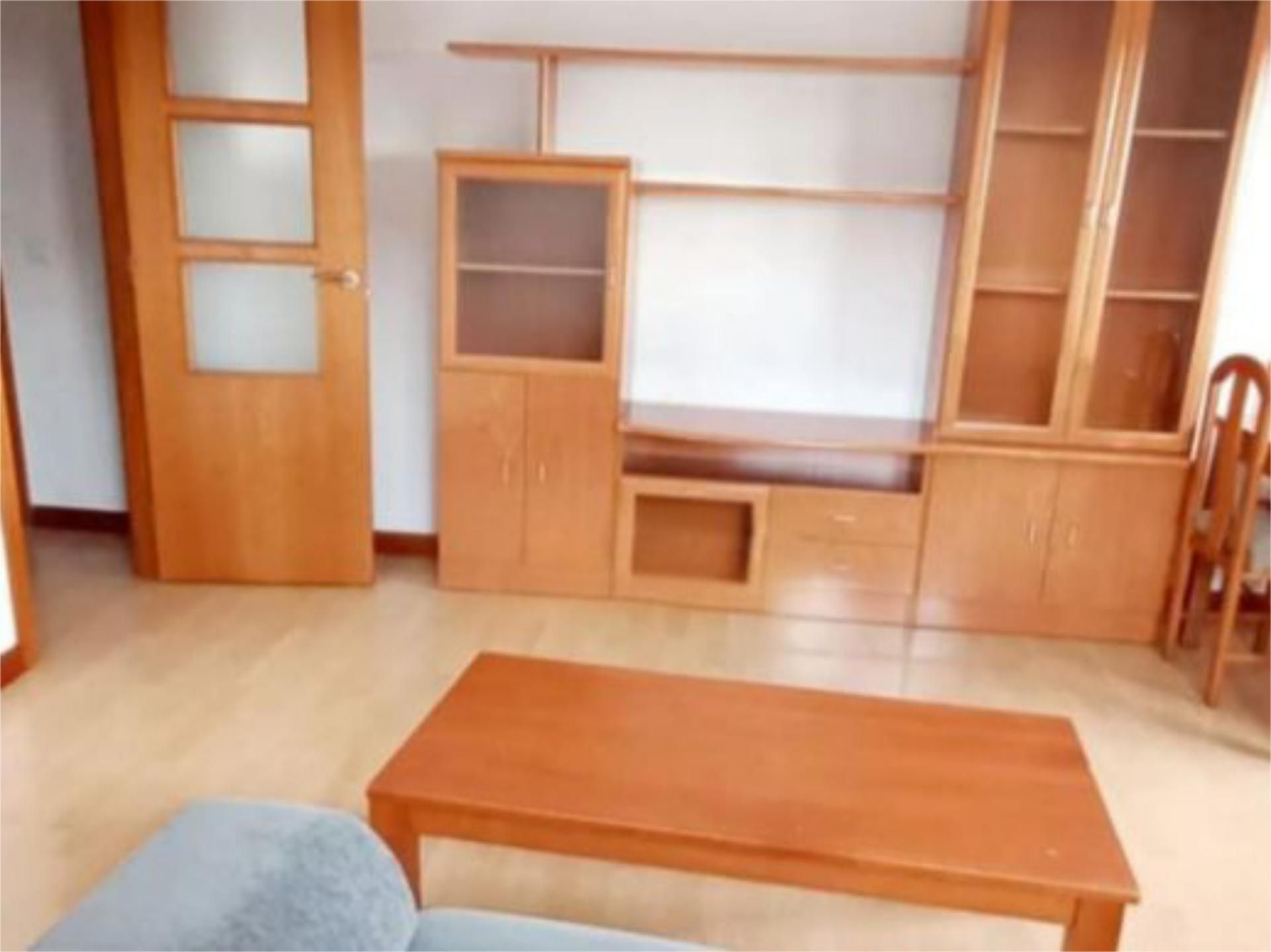 Wohnzimmer von Wohnung miete in Carbajosa de la Sagrada mit Heizung, Parkett und Terrasse