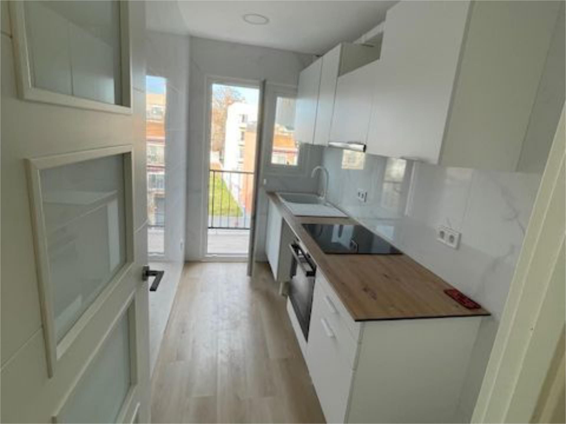 Flat for sale in Carrer Dels Cresques, 7, El Bon Pastor Kitchen of Flat for sale in Barcelona Capital with Air Conditioner and Balcony