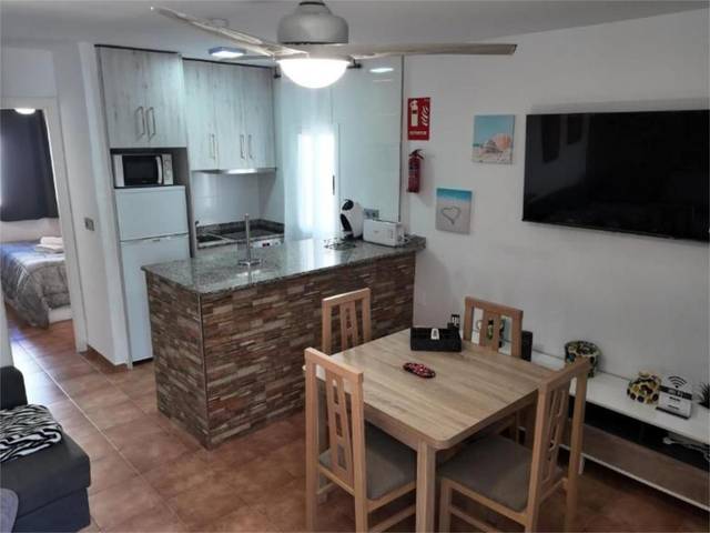 Piso en Venta en Calle Cala Espuma, 22 en Las Negras