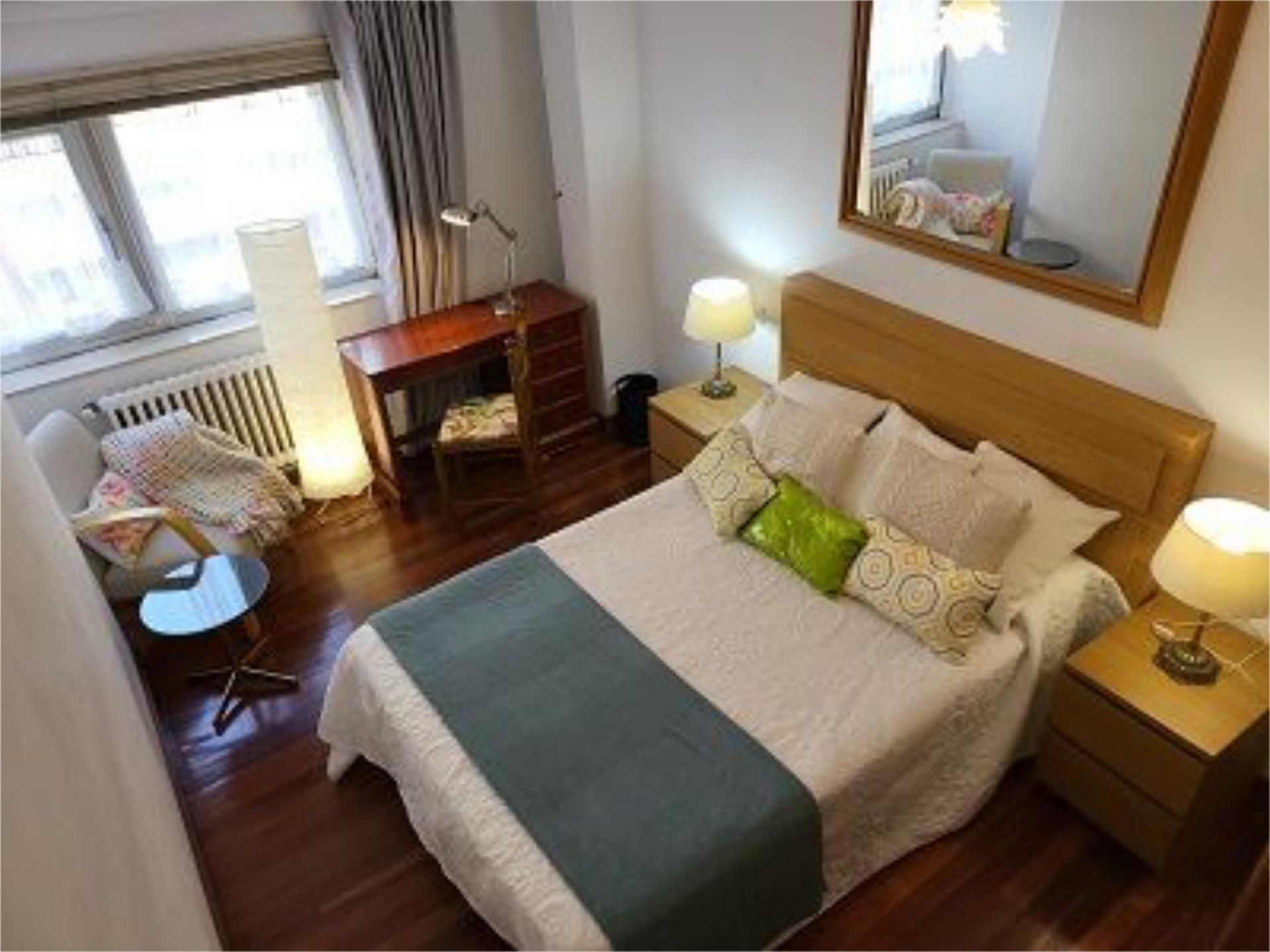 Flat to share in Avenida de Salamanca, 13, Campus Norte - San Caetano Bedroom of Flat to share in Santiago de Compostela with Heating, Private garden and Parquet flooring