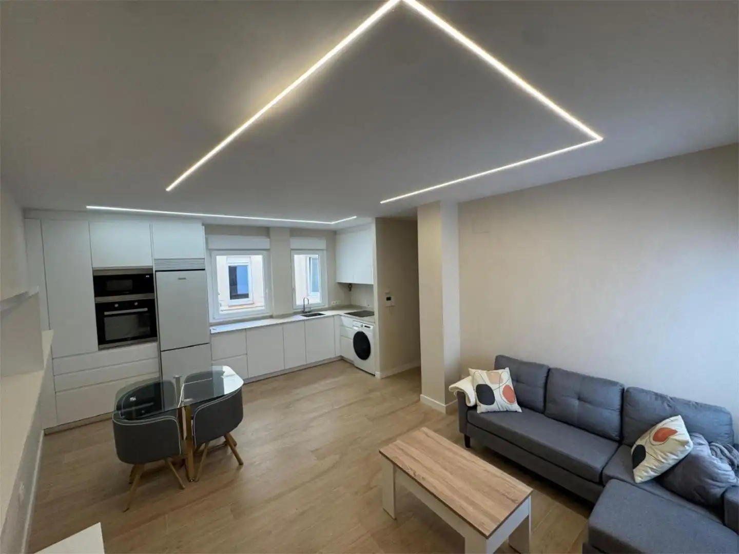 Piso en venta en Calle San Antón, 24, Gran Via Piso en venta en Logroño con Balcón
