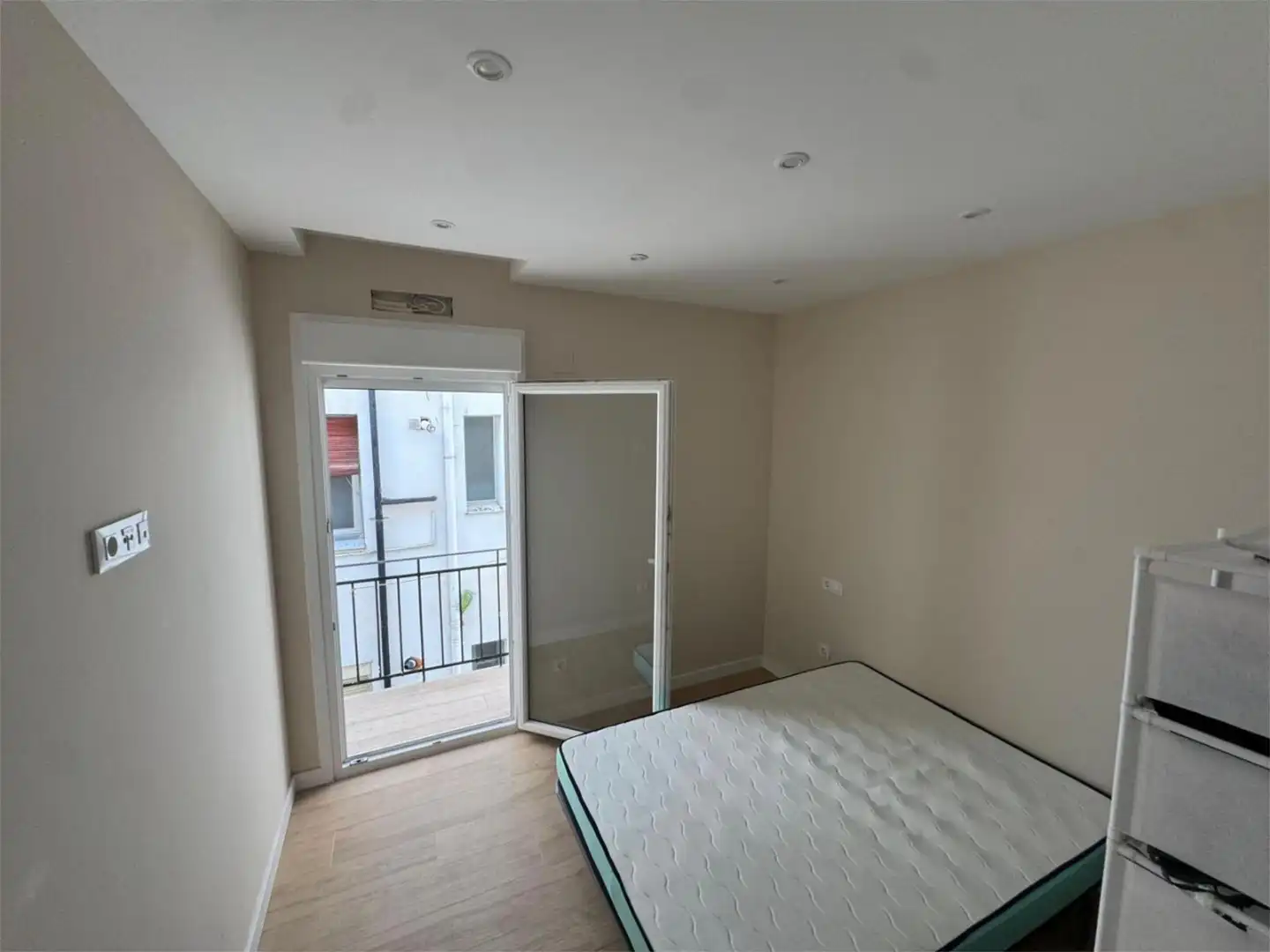 Piso en venta en Calle San Antón, 24, Gran Via Habitación de Piso en venta en Logroño con Balcón