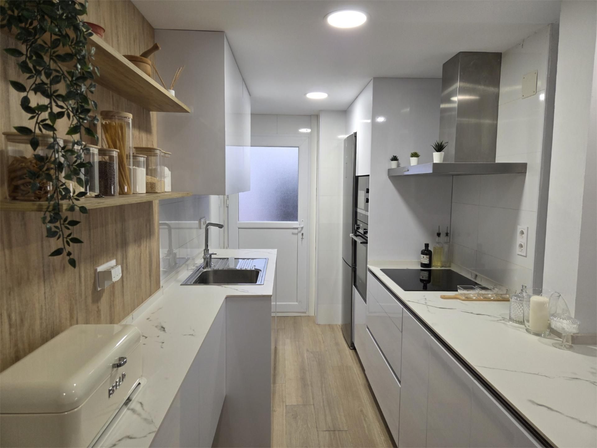 Flat for sale in Calle San Francisco de Asís, 22, Plaza de toros - Venta Vargas - Capitania Kitchen of Flat for sale in San Fernando with Air Conditioner