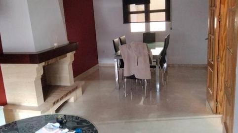 Foto 2 de Casa adosada en venda a Calle Pintor Ribera, 10, Loja, Granada