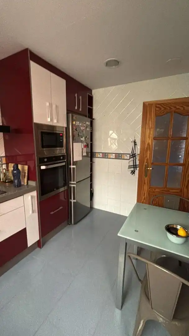 Casa adosada en venta en Calle Pintor Ribera, 10, Loja Cocina de Casa adosada en venta en Loja con Aire acondicionado, Terraza y Balcón