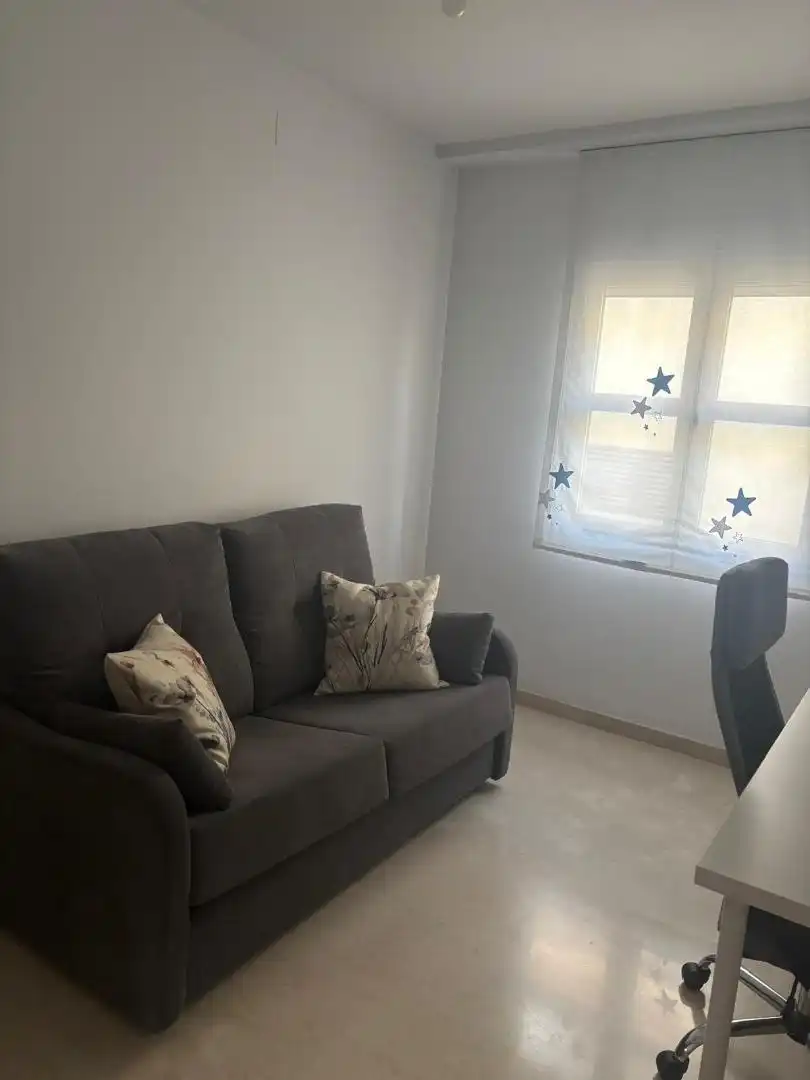 Casa adosada en venta en Calle Pintor Ribera, 10, Loja Habitación de Casa adosada en venta en Loja con Aire acondicionado, Terraza y Balcón
