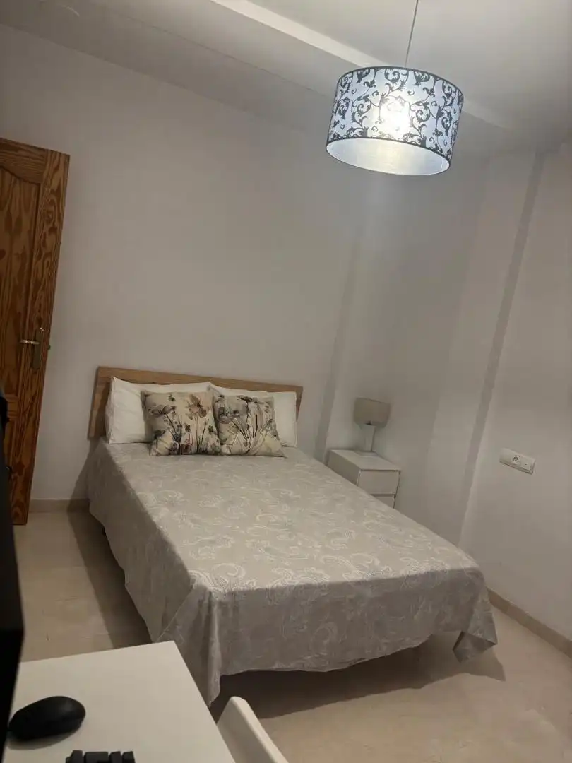 Casa adosada en venta en Calle Pintor Ribera, 10, Loja Habitación de Casa adosada en venta en Loja con Aire acondicionado, Terraza y Balcón