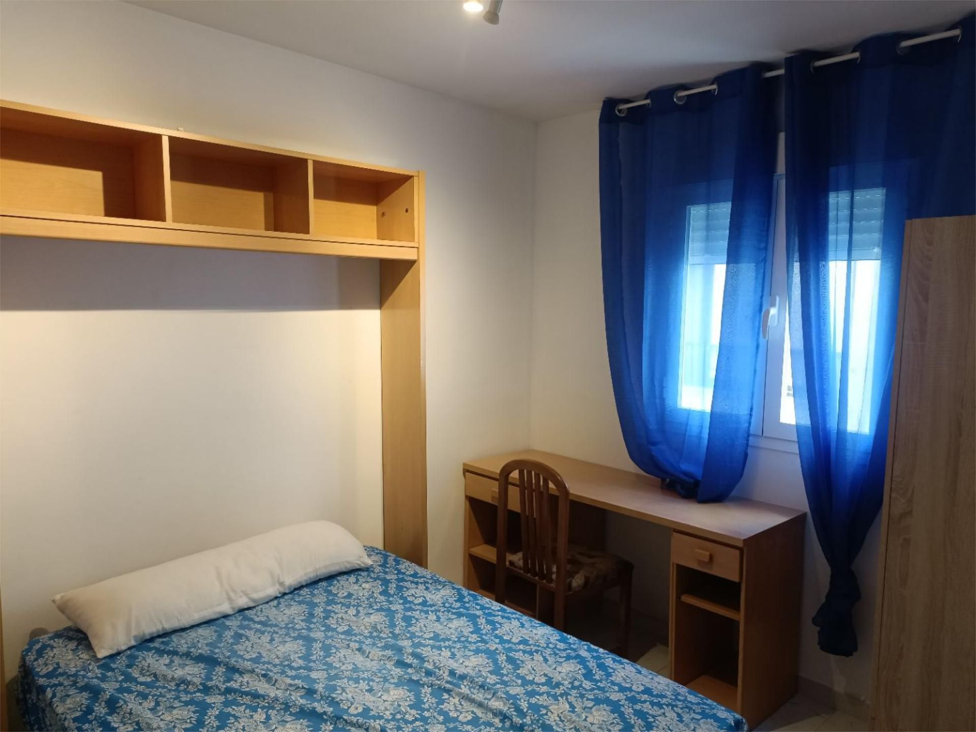 Bedroom of Flat to rent in Baza