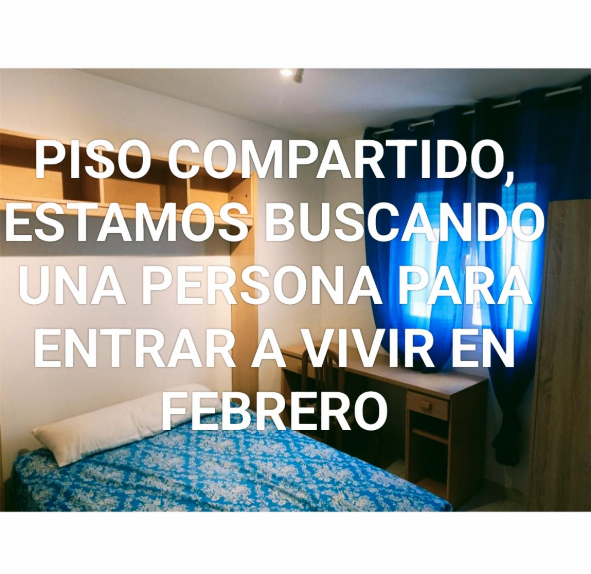 Bedroom of Flat to share in Baza