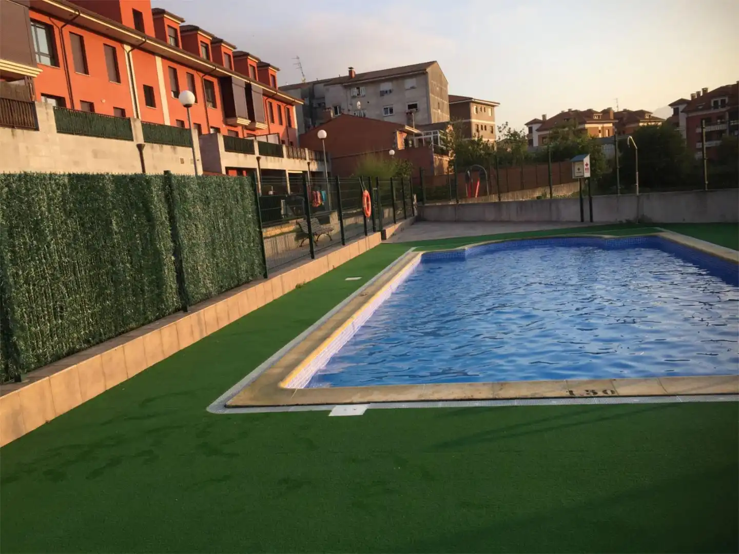 Piso en venta en Calle Río Bedón, 19, Posada - Barro Piscina de Piso en venta en Llanes con Calefacción, Parquet y Trastero