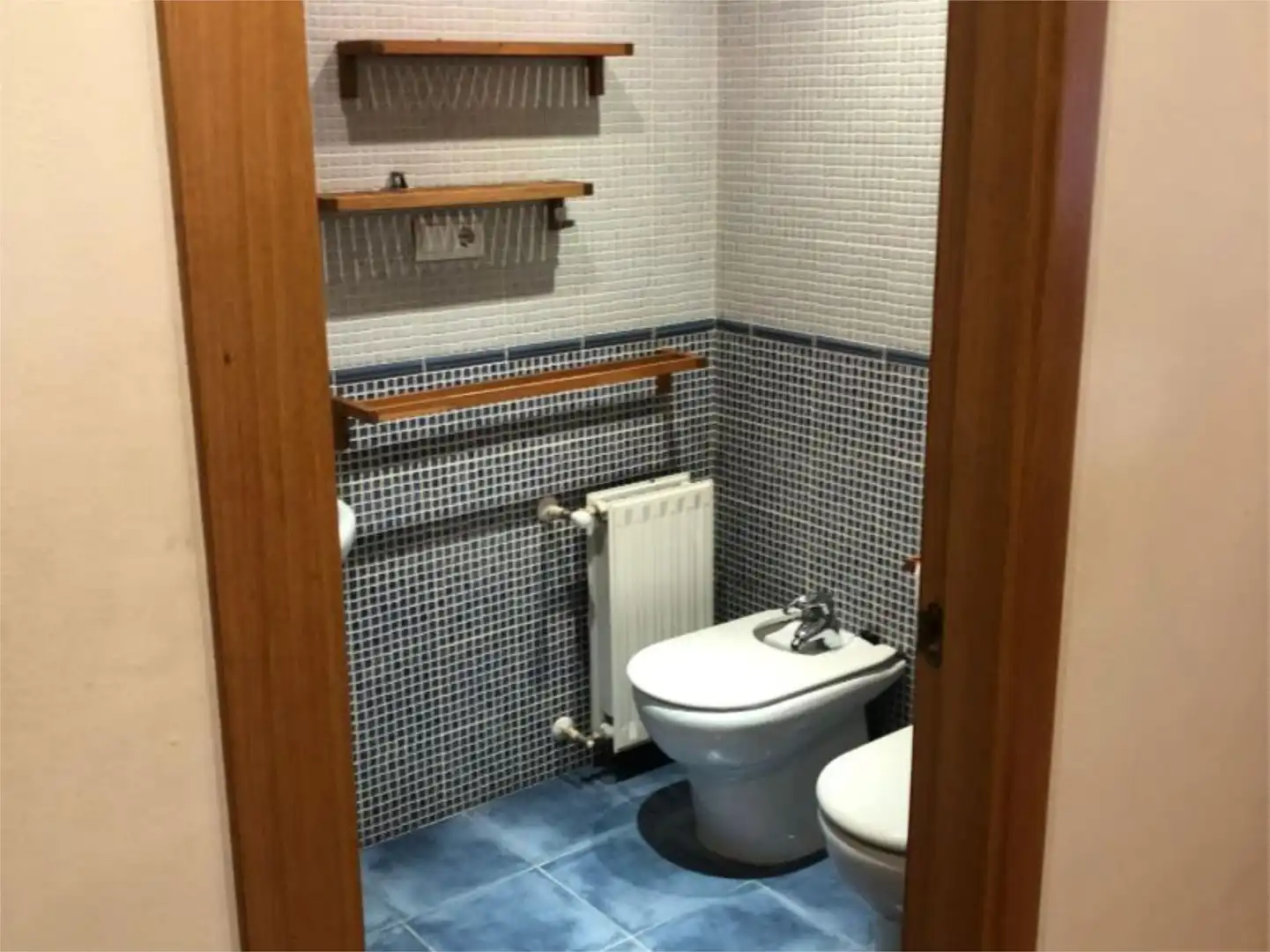 Piso en venta en Calle Río Bedón, 19, Posada - Barro Baño de Piso en venta en Llanes con Calefacción, Parquet y Trastero