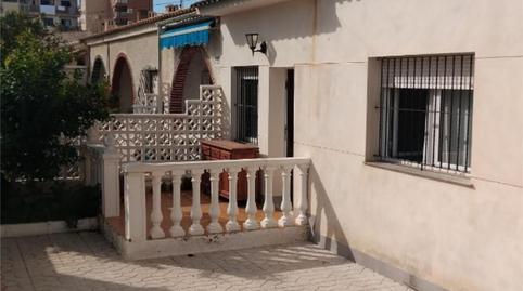 Foto 2 de Casa o xalet en venda a Calle Marcelina, 143, Nueva Torrevieja, Torrevieja