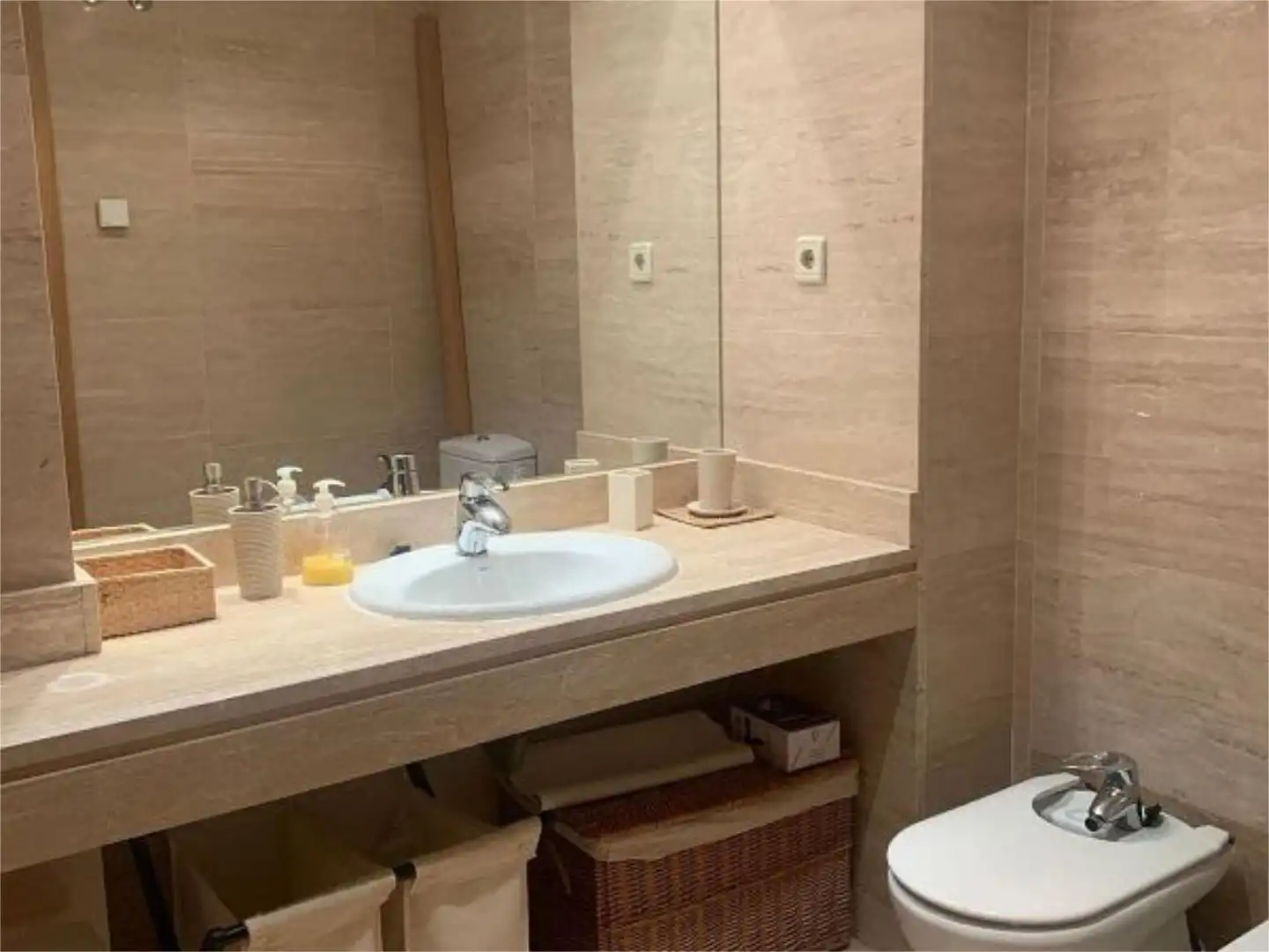 Bathroom of Apartments for rent in Tordesillas