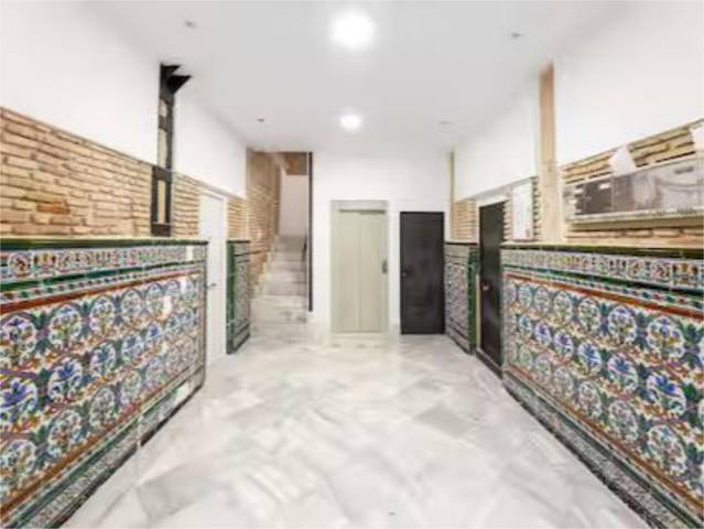 Piso en Alquiler en Calle Alhóndiga, 20 en Centro - Sagrario