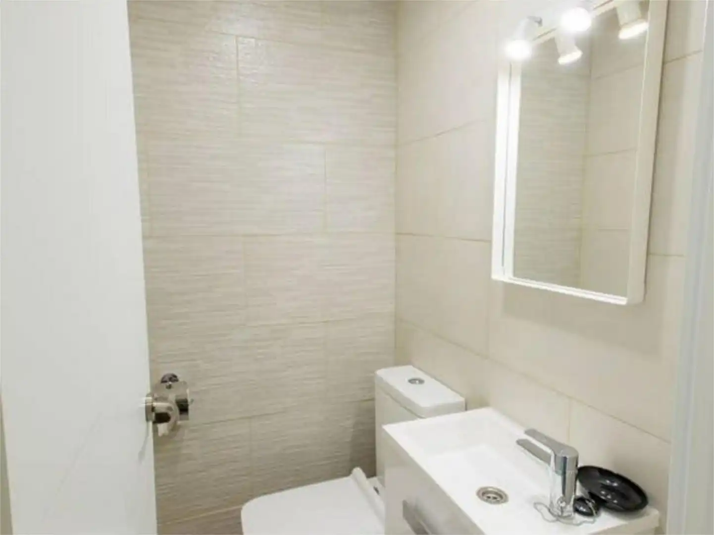 Bathroom of Apartments for rent in Burela