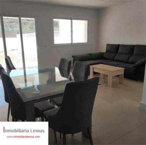 Casa-chalet en Venta en Guargacho