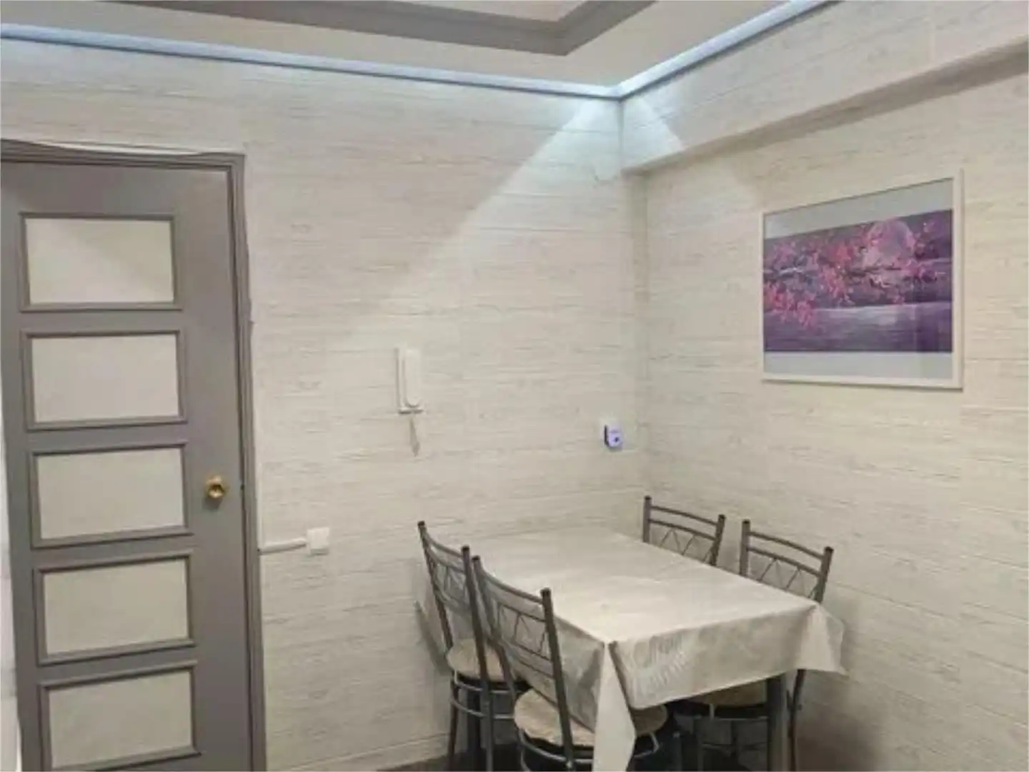 Habitació a Calle Jaén, 4, Barrio de San Blas Menjador de Pis per a compartir en Alicante / Alacant amb Terrassa i Moblat