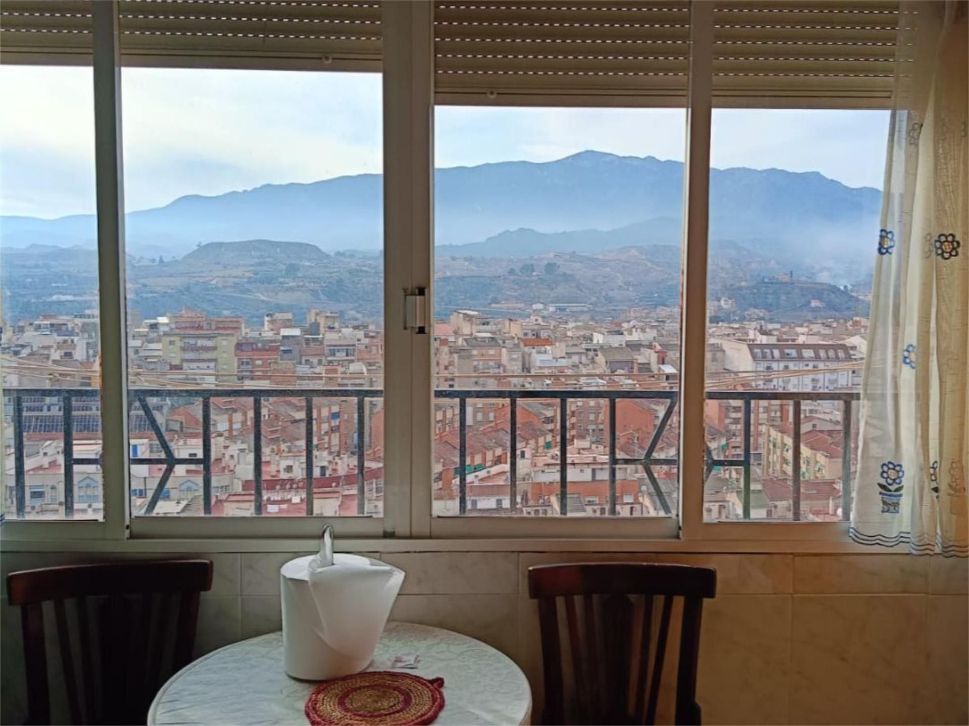 Vista exterior de Casa adosada en venda en Abarán amb Aire condicionat