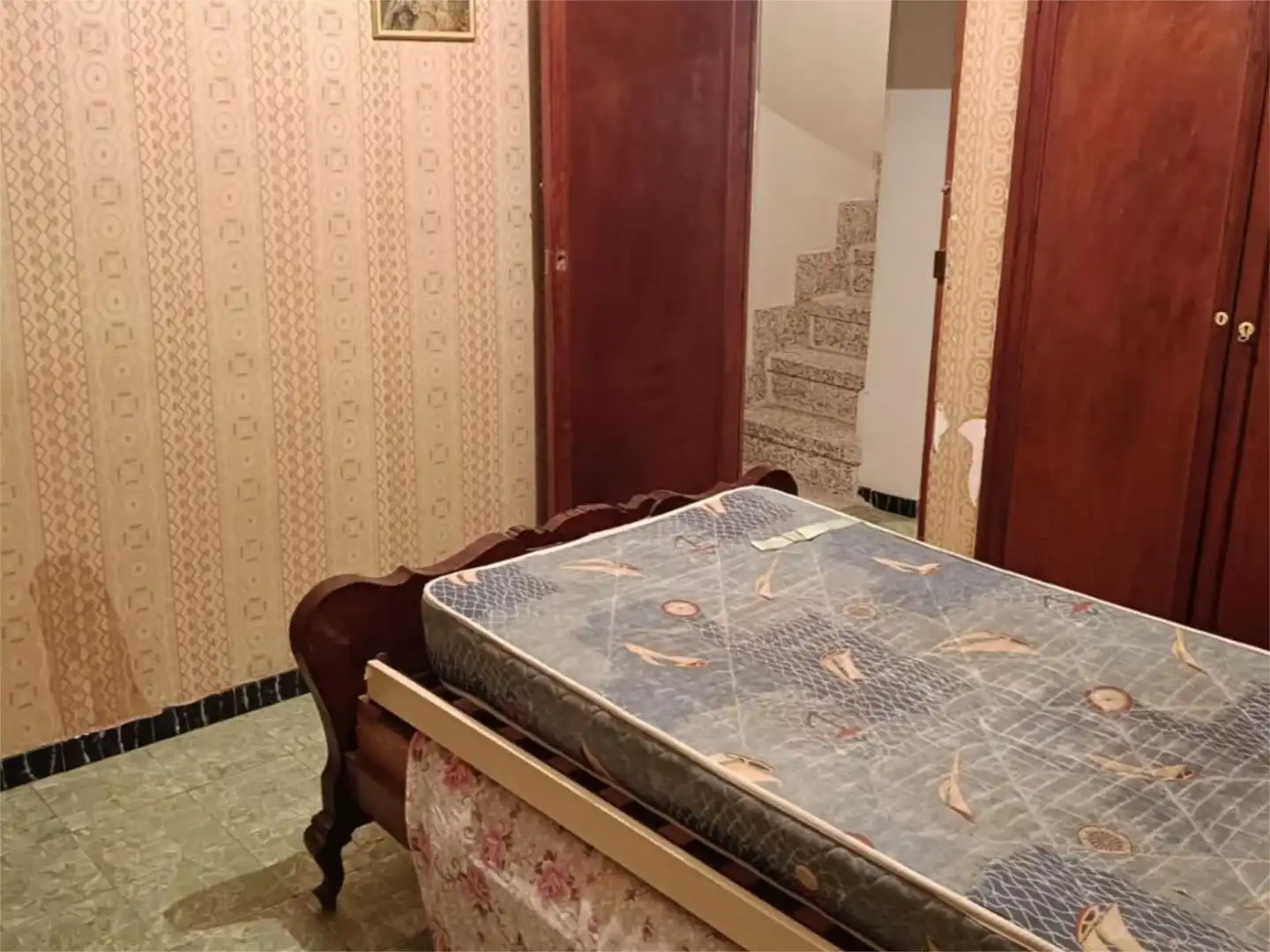 Casa adosada en venda a Calle Cabezo de la Cruz, 98, Abarán Dormitori de Casa adosada en venda en Abarán amb Aire condicionat, Traster i Moblat