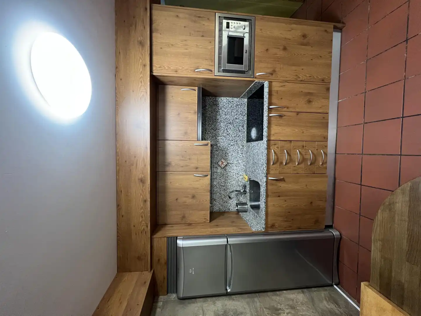 Casa o xalet en venda a Calle las Curvas, 21, Cuatro Vientos Cuina de Casa o xalet en venda en Ponferrada amb Aire condicionat, Terrassa i Balcó