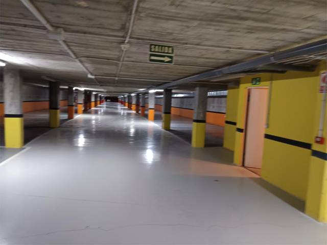 Garaje en Alquiler en Calle Marqués de Larios, 17 en Cascajos - Piqueras