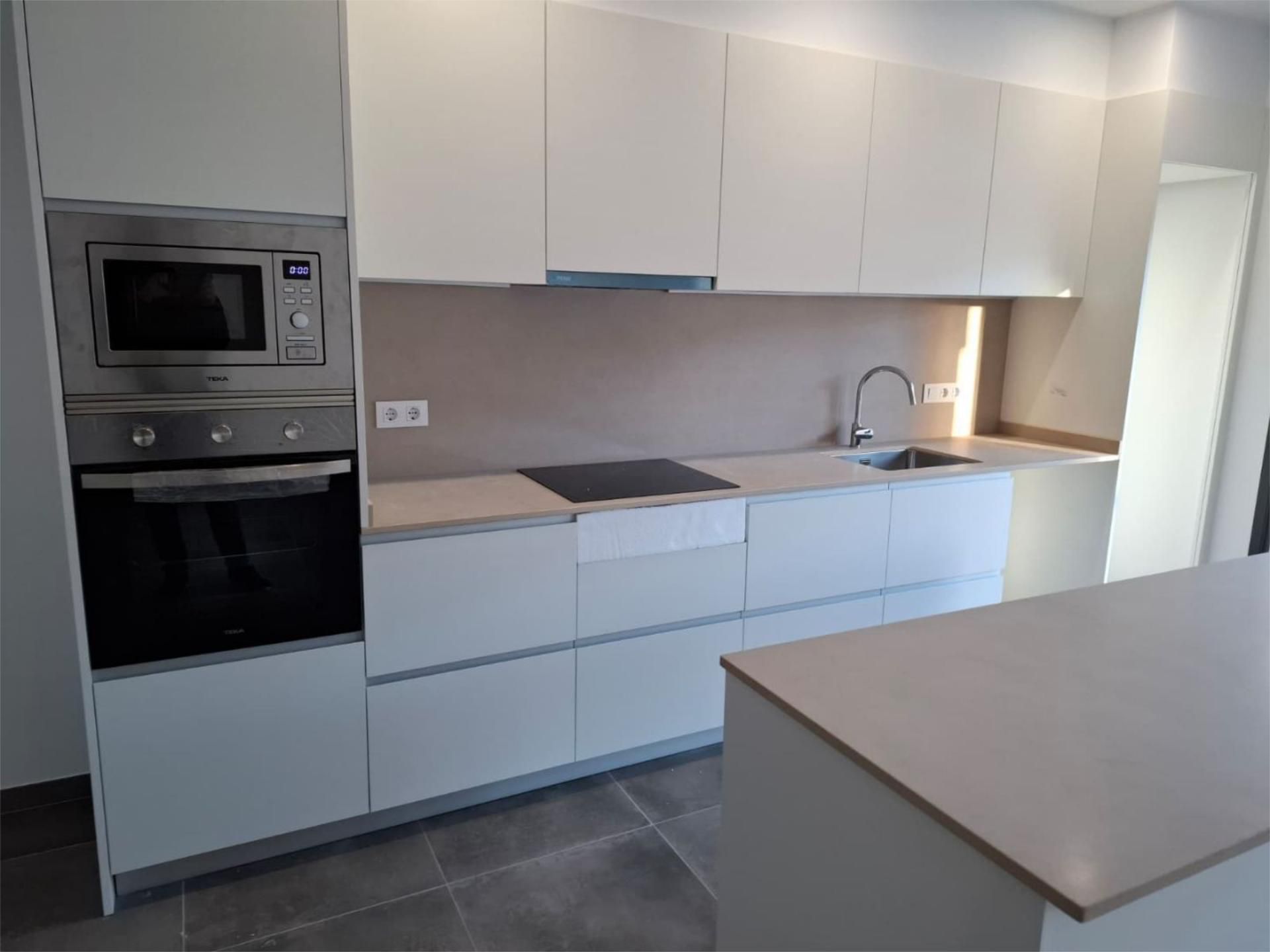 Casa adosada en venda a Carrer Girona, 22, Sils Cuina de Casa adosada en venda en Sils amb Aire condicionat i Balcó