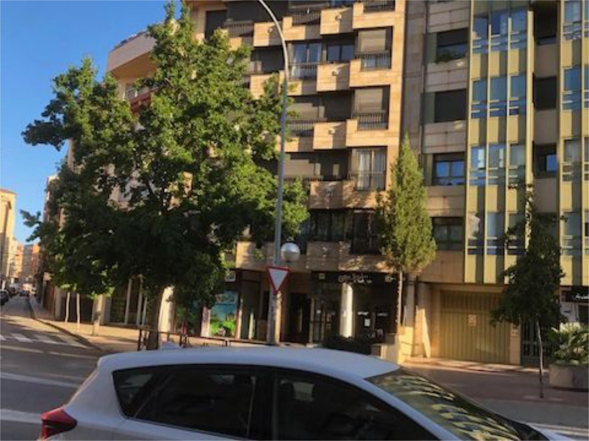 Vista exterior de Pis de lloguer en Soria Capital  amb Calefacció, Parquet i Moblat
