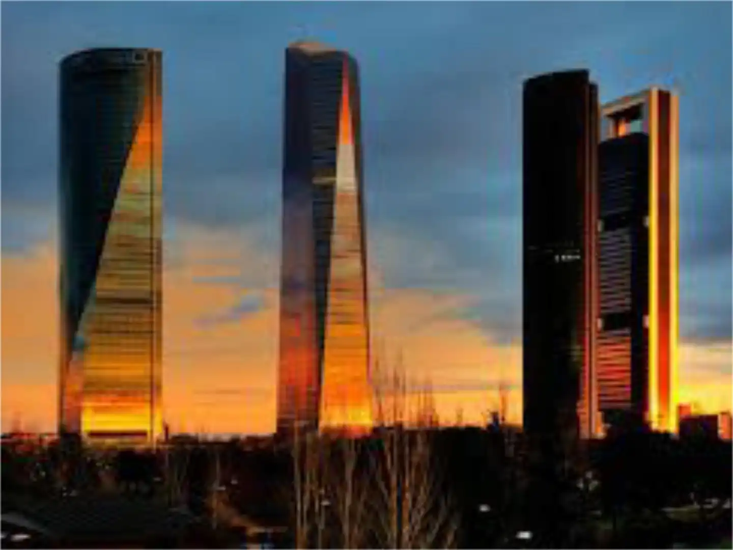 Piso en venta en Calle de Prieto Ureña, 5, Nueva España Vista exterior de Piso en venta en Madrid con Aire acondicionado, Calefacción y Jardín privado