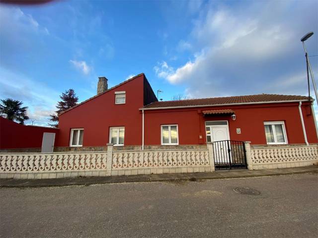 Casa-chalet en Venta en Carretera Mayorga-Astorga, 8 en Bustillo del Páramo