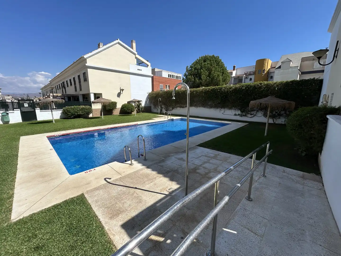 Flat for sale in Calle Hierro, 8, El Romeral - Peñón de Zapata Swimming pool of Flat for sale in Alhaurín de la Torre with Air Conditioner, Terrace and Swimming Pool