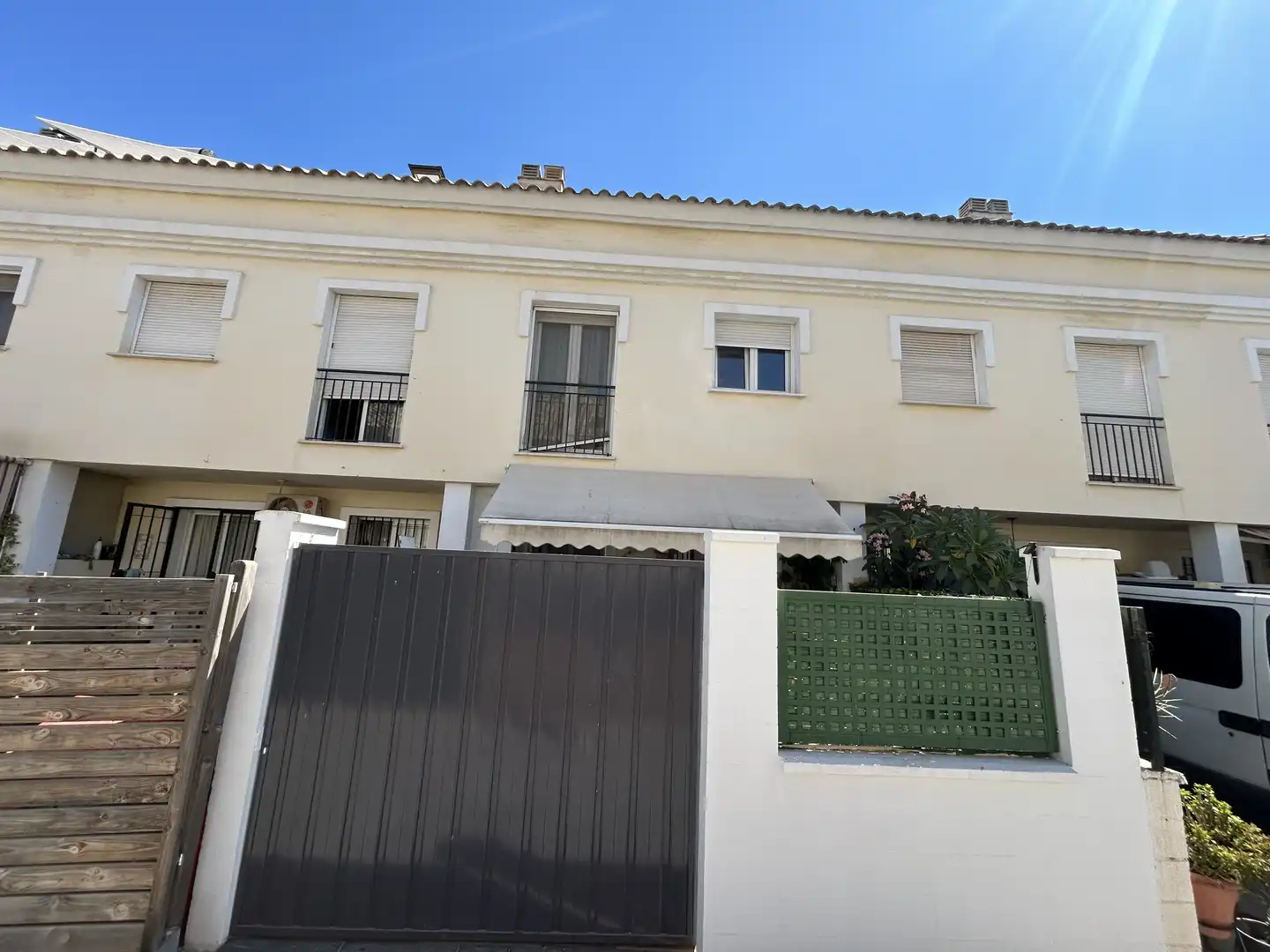 Wohnung zum Verkauf in Calle Hierro, 8, El Romeral - Peñón de Zapata Außenansicht von Wohnung zum Verkauf in Alhaurín de la Torre mit Klimaanlage, Heizung und Privatgarten