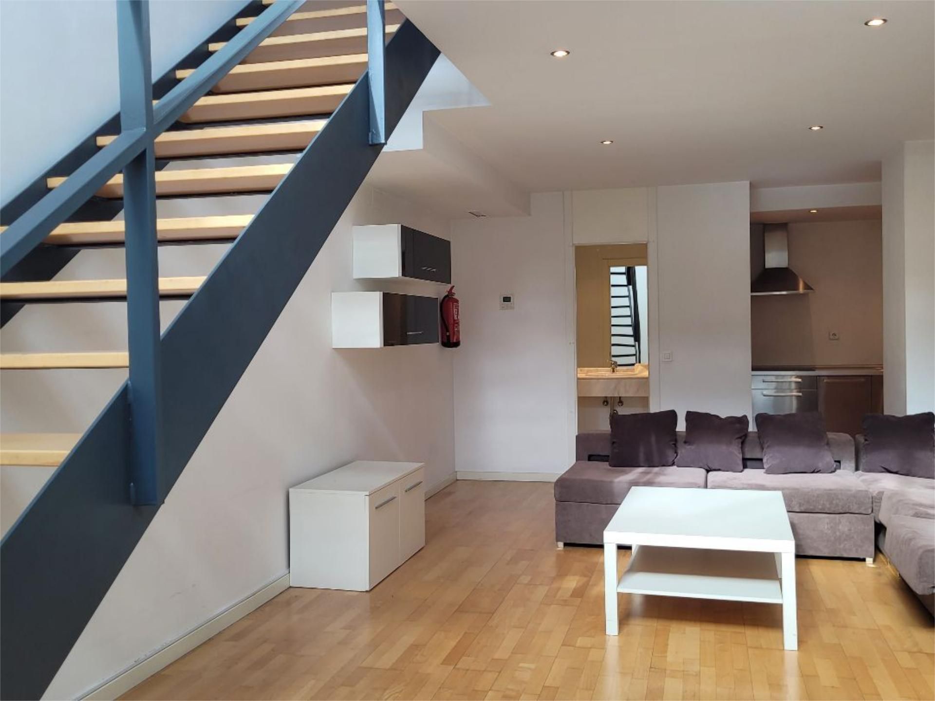 Duplex to rent in Carretera Fuencarral a Alcobendas, 56, Zona Industrial Duplex to rent in Alcobendas with Air Conditioner