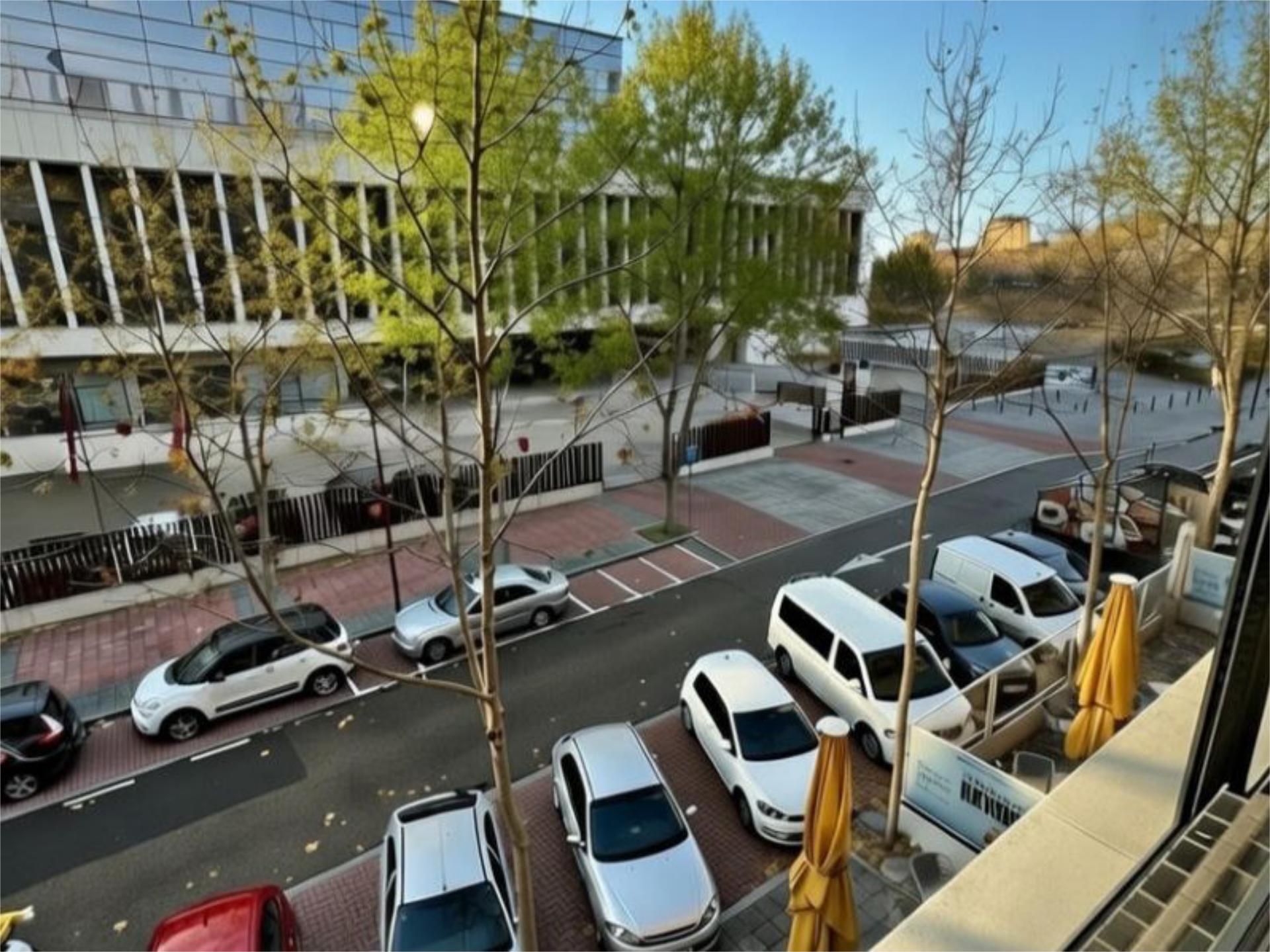 Vista exterior de Pis en venda en Valladolid Capital amb Calefacció, Parquet i Traster