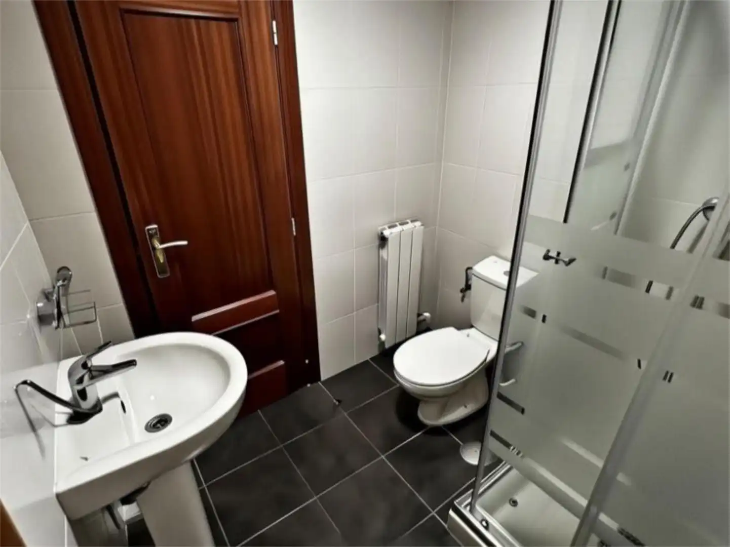 Bathroom of Flat for sale in Valladolid Capital  with Terrace