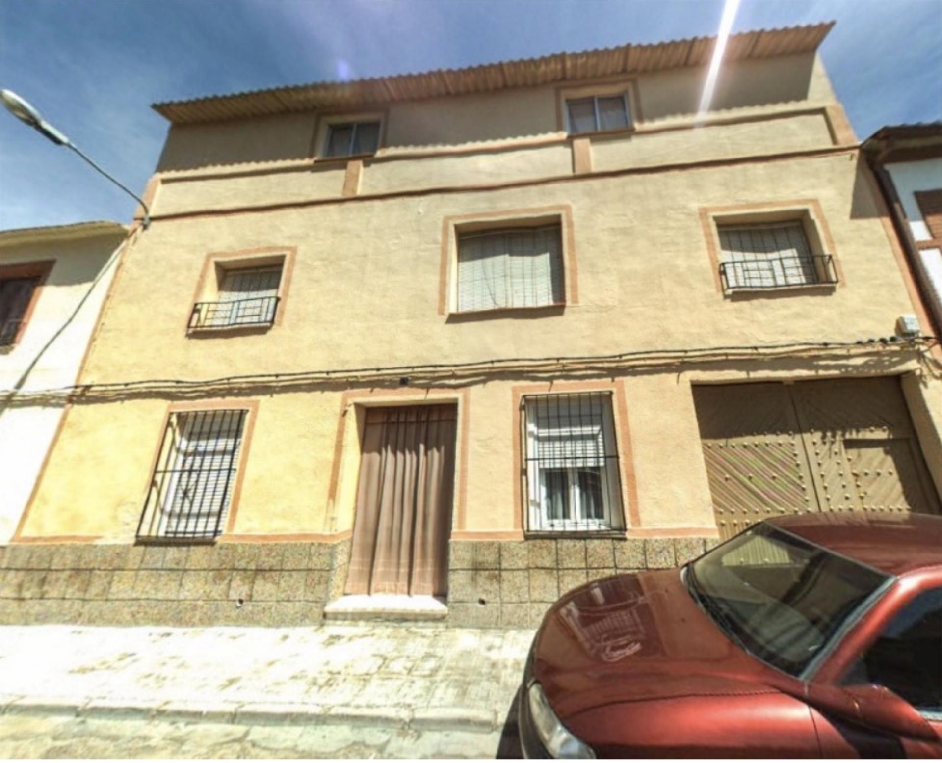 Single-family semi-detached for sale in Calle San Cristóbal, 19, Madridejos Exterior view of Single-family semi-detached for sale in Madridejos with Heating, Terrace and Furnished