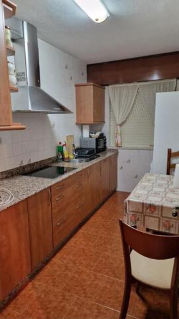 Kitchen of Flat to rent in O Valadouro    with Heating, Private garden and Storage room