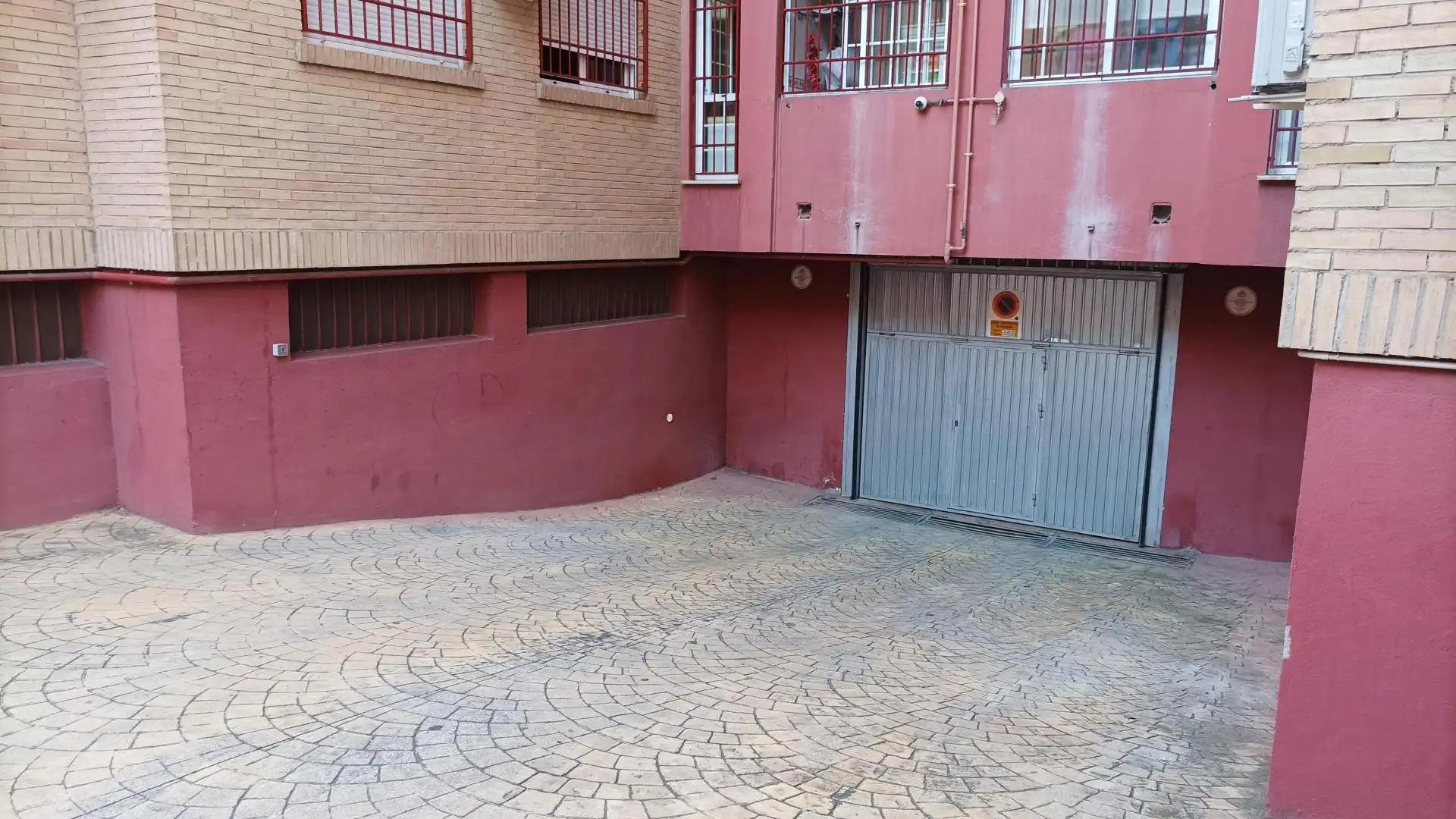 Parking de Garaje de alquiler en  Granada Capital