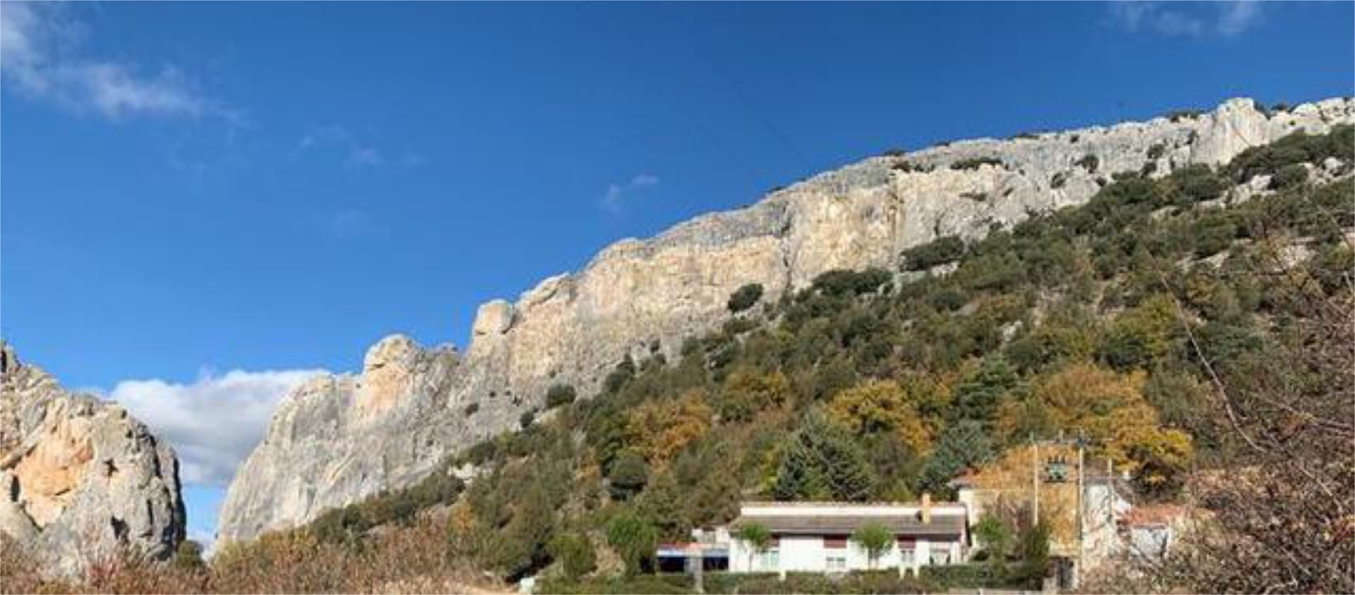 Single-family semi-detached for sale in Santo Domingo de Silos Exterior view of Single-family semi-detached for sale in Santo Domingo de Silos with Terrace