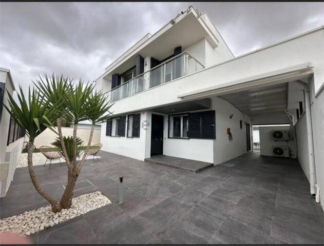 Casa adosada en Venta en Palomares del Río