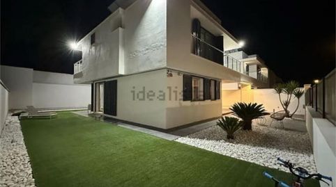 Foto 2 von Einfamilien-Reihenhaus zum Verkauf in Palomares del Río, Sevilla