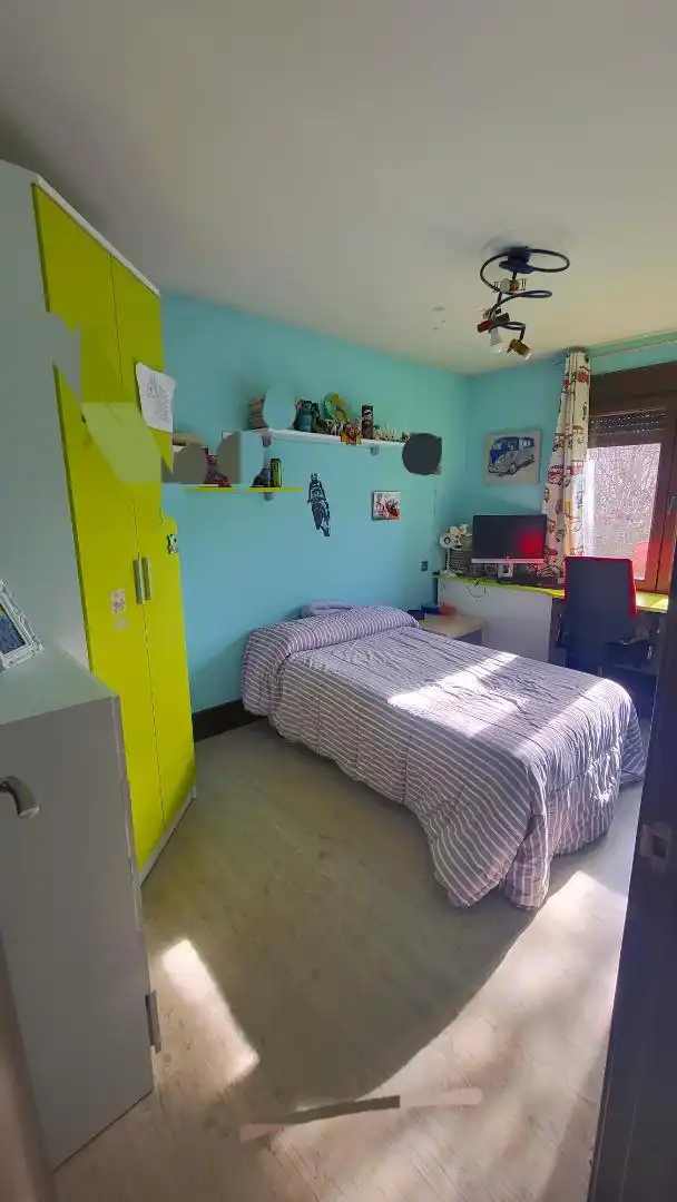 Houses for sale in Calle Albacete, 6, Molina de Aragón Bedroom of Houses for sale in Molina de Aragón with Terrace and Balcony