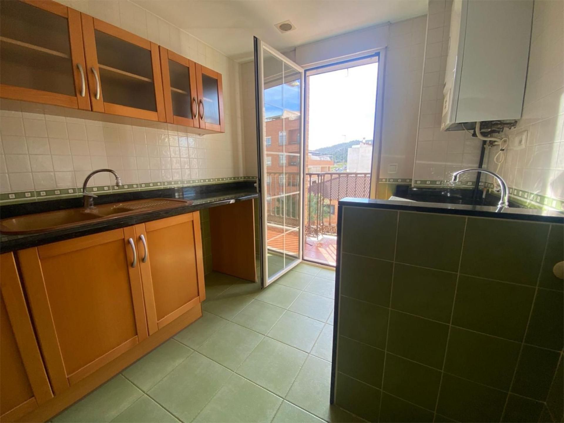 Cuina de Pis en venda en Riba-roja de Túria amb Balcó