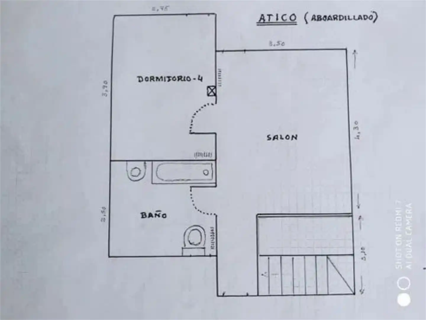 Wohnung zum Verkauf in Colonia Wohnung zum Verkauf in Torrelodones mit Heizung, Privatgarten und Parkett