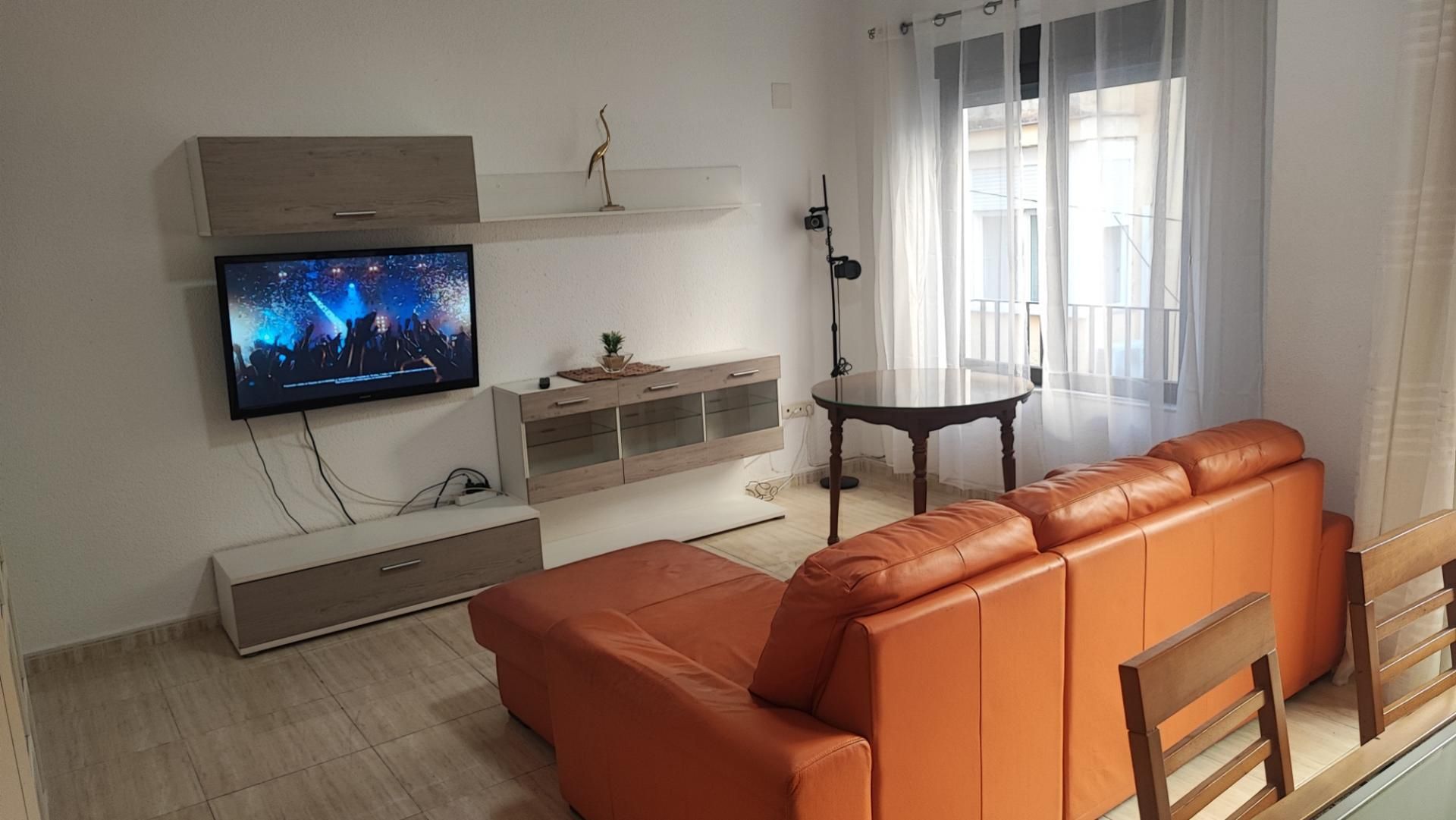 Sala d'estar de Pis de lloguer en Guadix amb Calefacció i Moblat