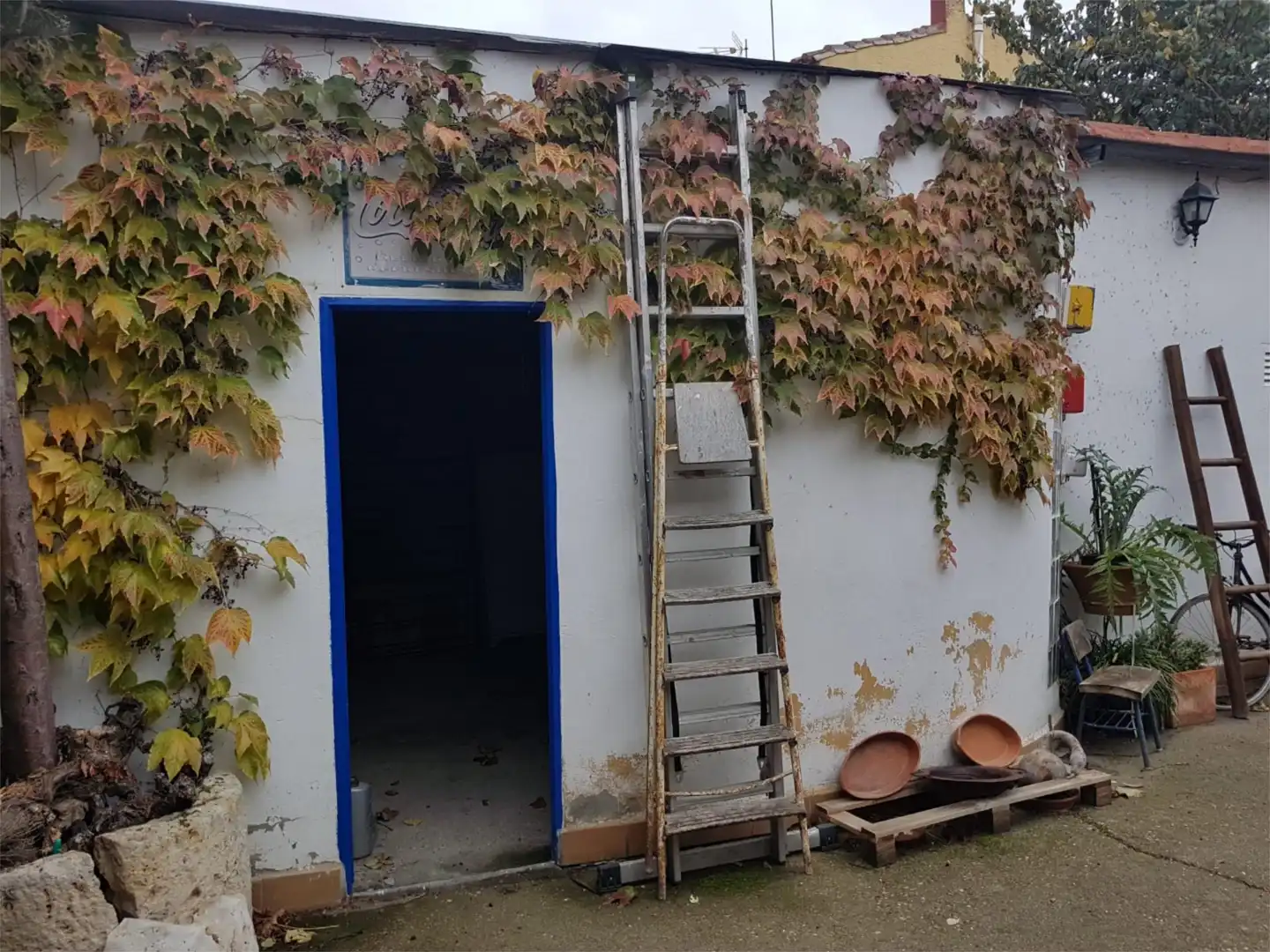 Casa o xalet en venda a Calle la Laguna, 21, Corcos Vista exterior de Casa o xalet en venda en Corcos amb Terrassa i Balcó