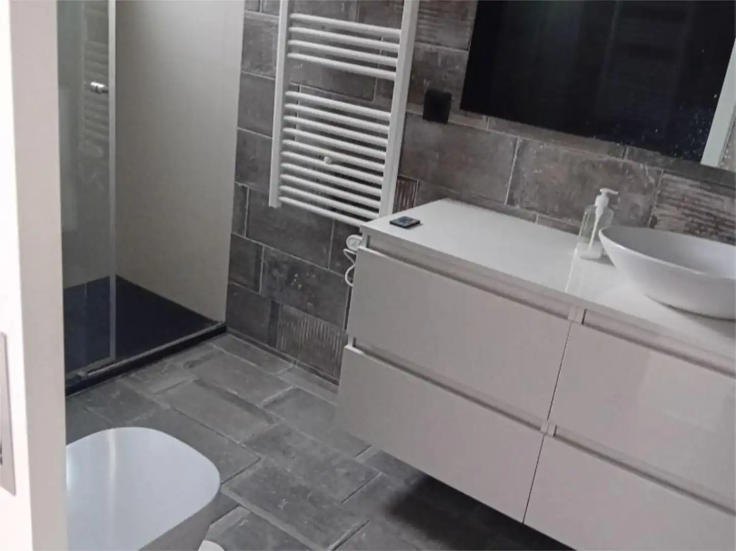 Bathroom of Attic for sale in Madrid  with Air Conditioner, Parquet flooring and Terrace